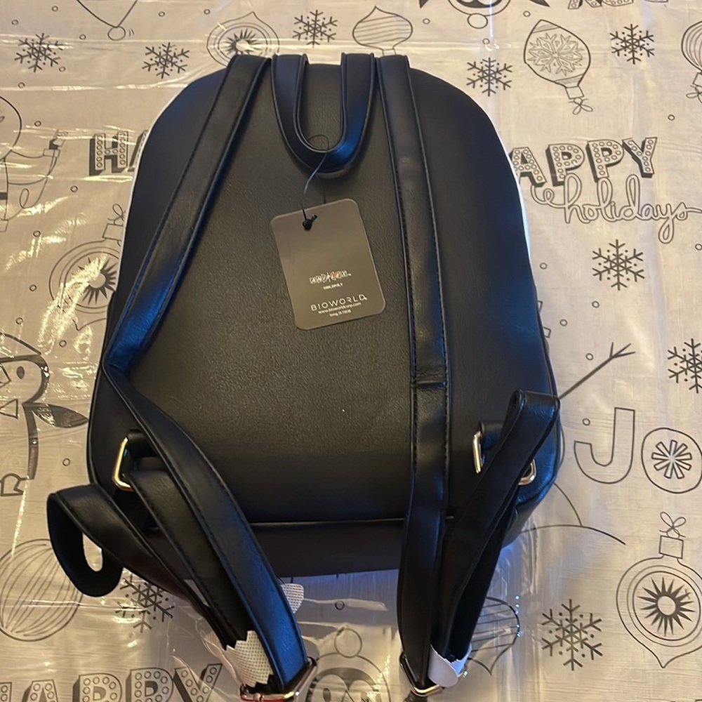 The promised Neverland Backpack - Picture 2 of 2